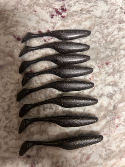Soft plastic fishing lures