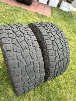 LT33-12.5-R18” Toyo Open Country All Terrain Extreme Tires 