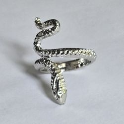 COIL WINDING STAINLESS STEEL SILVER NEW SIZE 8 RING