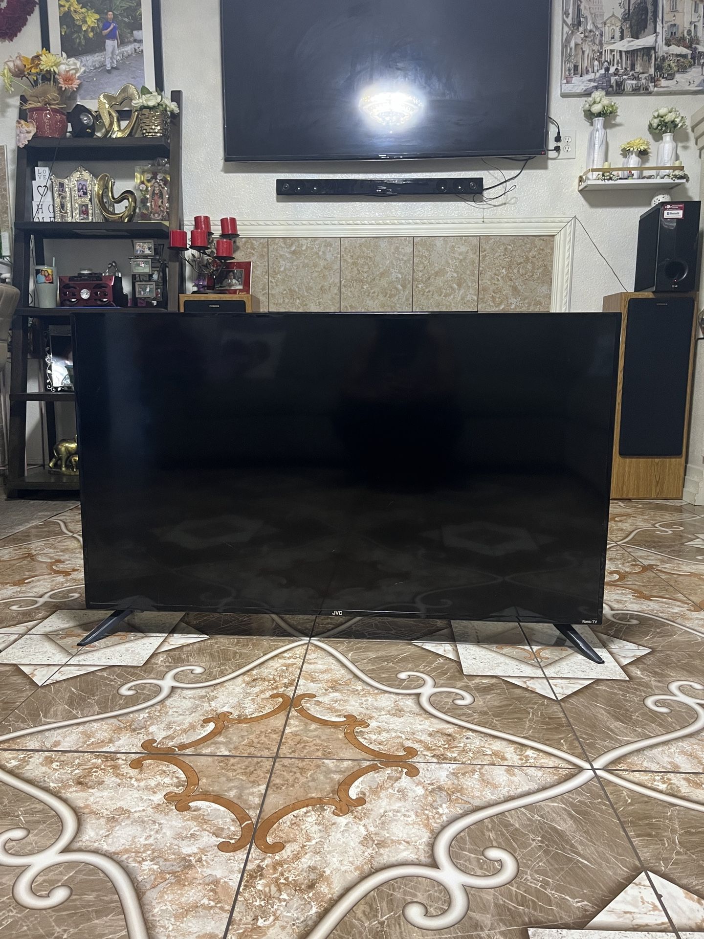 JVC Roku TV G802X 50” Inch 4k Ultra HD W/ Original Remote 