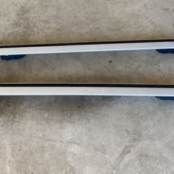 Thule 55 Inch Cross Bars