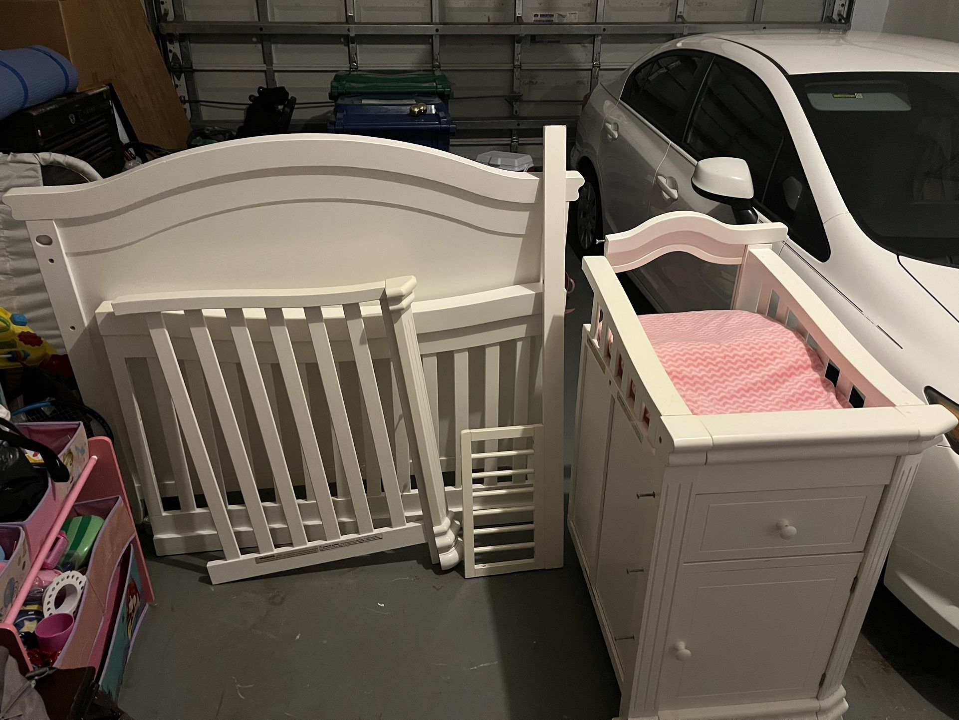 White Crib with Changing Table