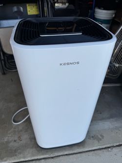 Kesnos Dehumidifier White