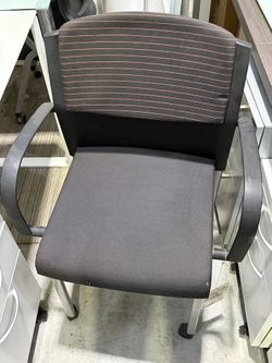 Commercial Fabric Guest Chair with Casters – $90 📦 Florida