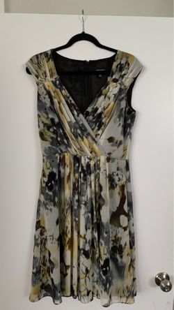 Adrianna Papell size 10