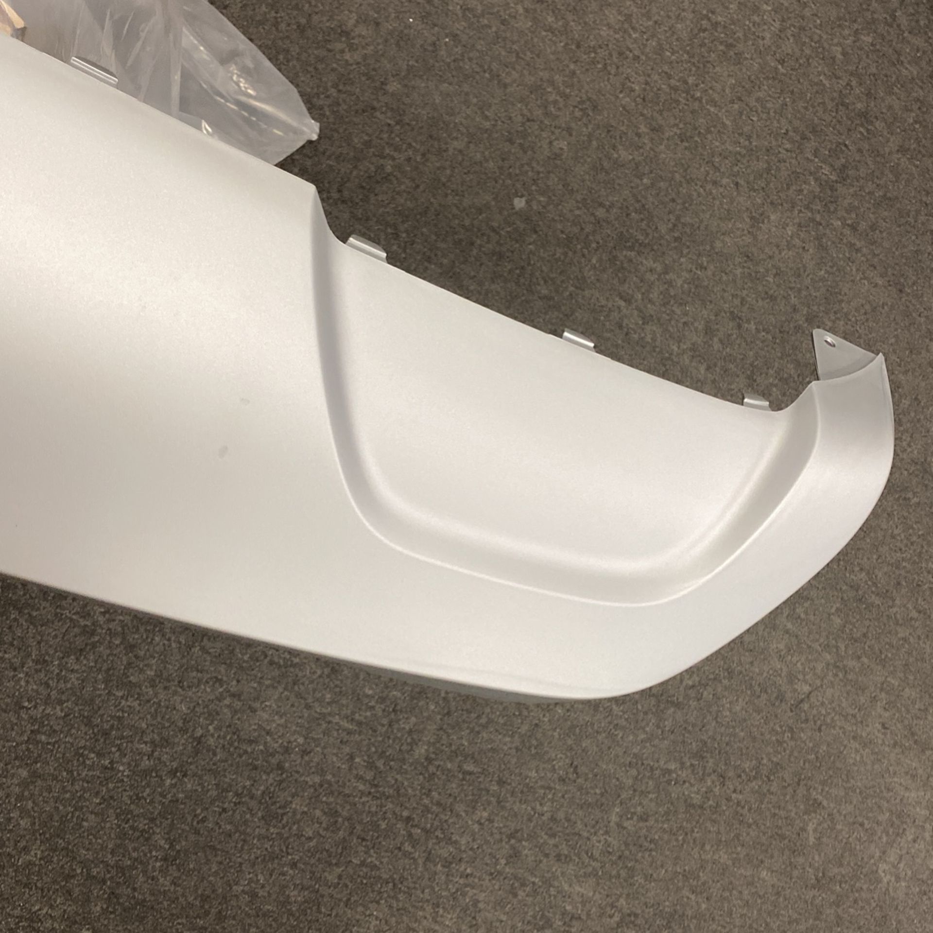 2020 Hyundai Palisade Rear Skid Plate Painted for Sale in Long Beach