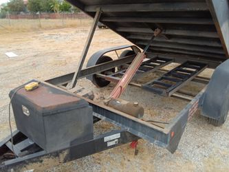 Dump trailer