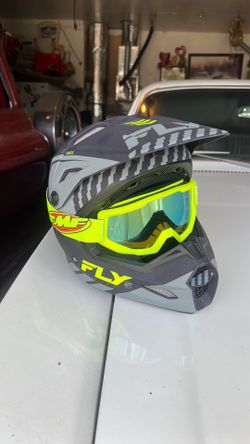 Motorcycle helmet