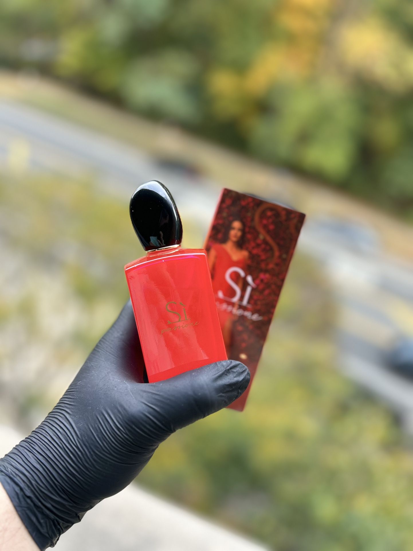 Women’s Perfume “si”