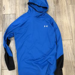 Under Armour Hoodie (M)