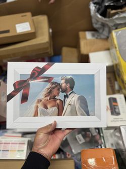 10’ Digital Picture Frame 