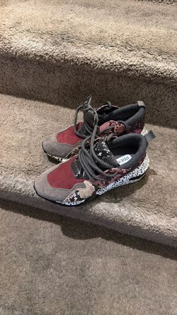 Steve Madden shoes 6