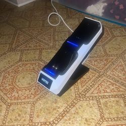 PlayStation 5 controller charging station