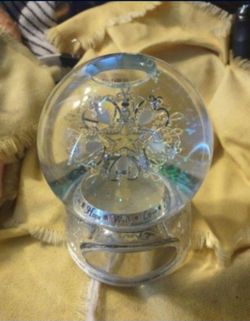 Make a wish foundation music box snow globe