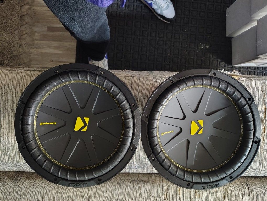 KICKER Comp C Subwoofers