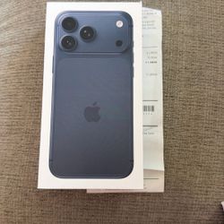 Brand New Factory Sealed iPhone 17 Plus Max 256gb ! With Original Receipts