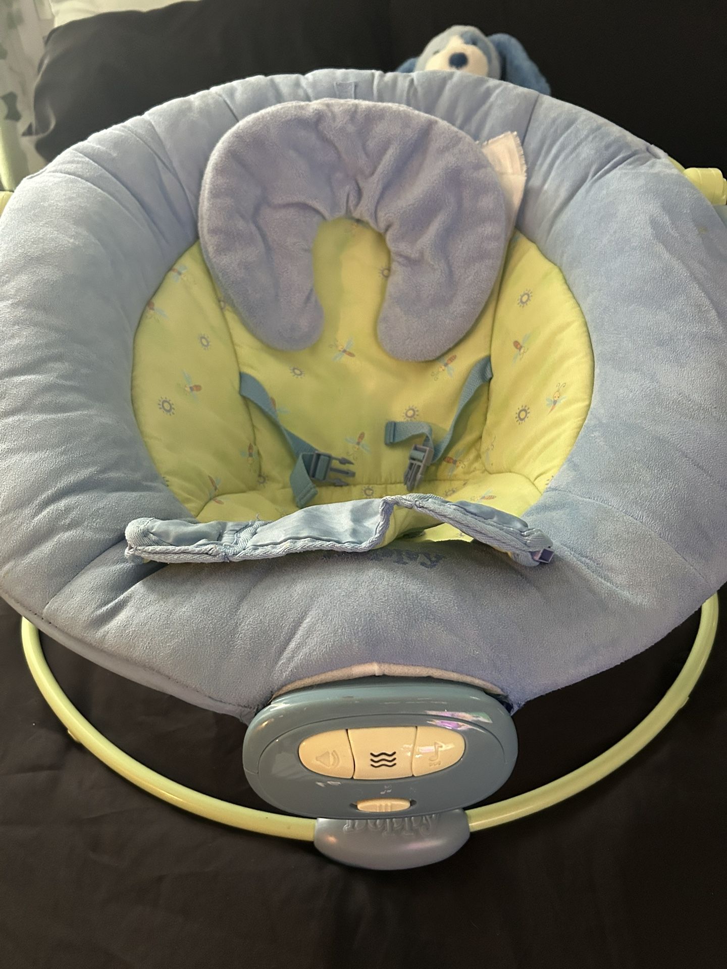 Vibrating Boppy Chair