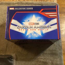 MARVEL CAPTAIN AMERICA COLLECTOR BOX 
