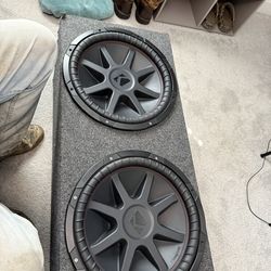 2 15 Kicker Comp VR Sub Woofers