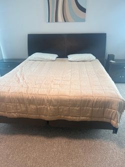Bedroom set
