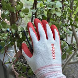 Best Seller #1 Gardening Gloves for Women