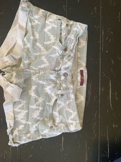 7 For all Mankind Shorts Size 26 And Machine jeans Size 25 