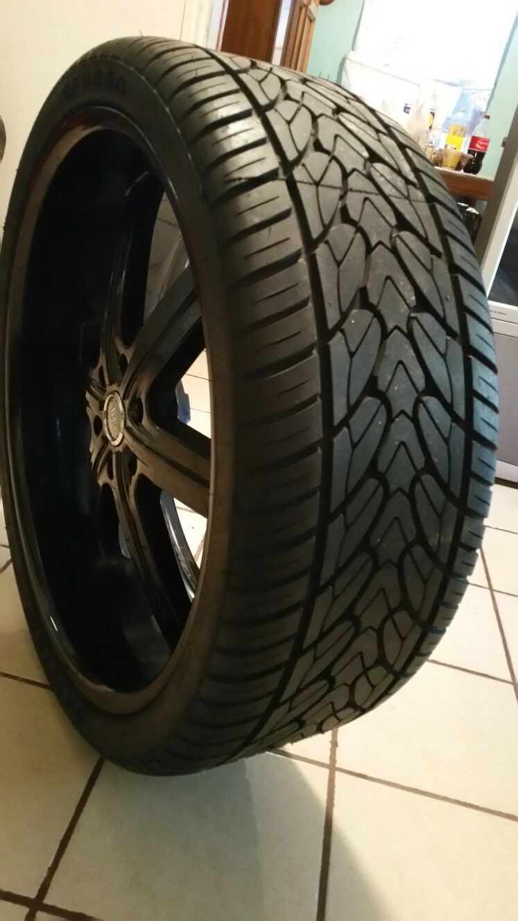 305/35R26 Tire/Wheel 6 lug only 1!