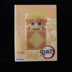 Furyu Demon Slayer Zenitsu Agatsuma Collection Hikkake Figure B NEW!