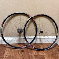 VELOMAX 700C CIRCUIT WHEEL SET