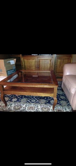 Wood Coffee Table w Glass center