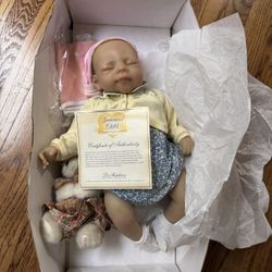 Antique Lee Middleton Baby Girl Doll Treasure Child Yellow