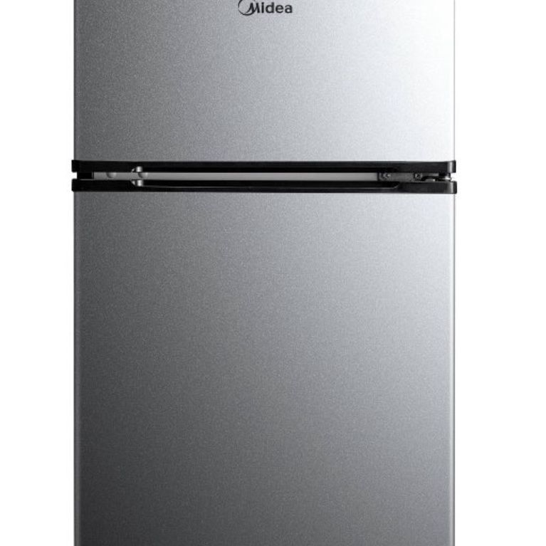 Midea 3.1 Cu Ft Compact Refrigerator and Freezer