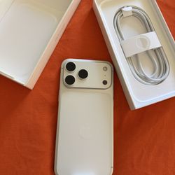 New iPhone 17 Pro Max Silver Unlocked 