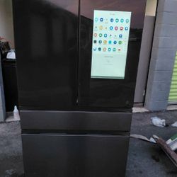 SAMSUNG BLACK GLASS FAMILY HUB 4 DOOR SMART AI REFRIGERATOR 