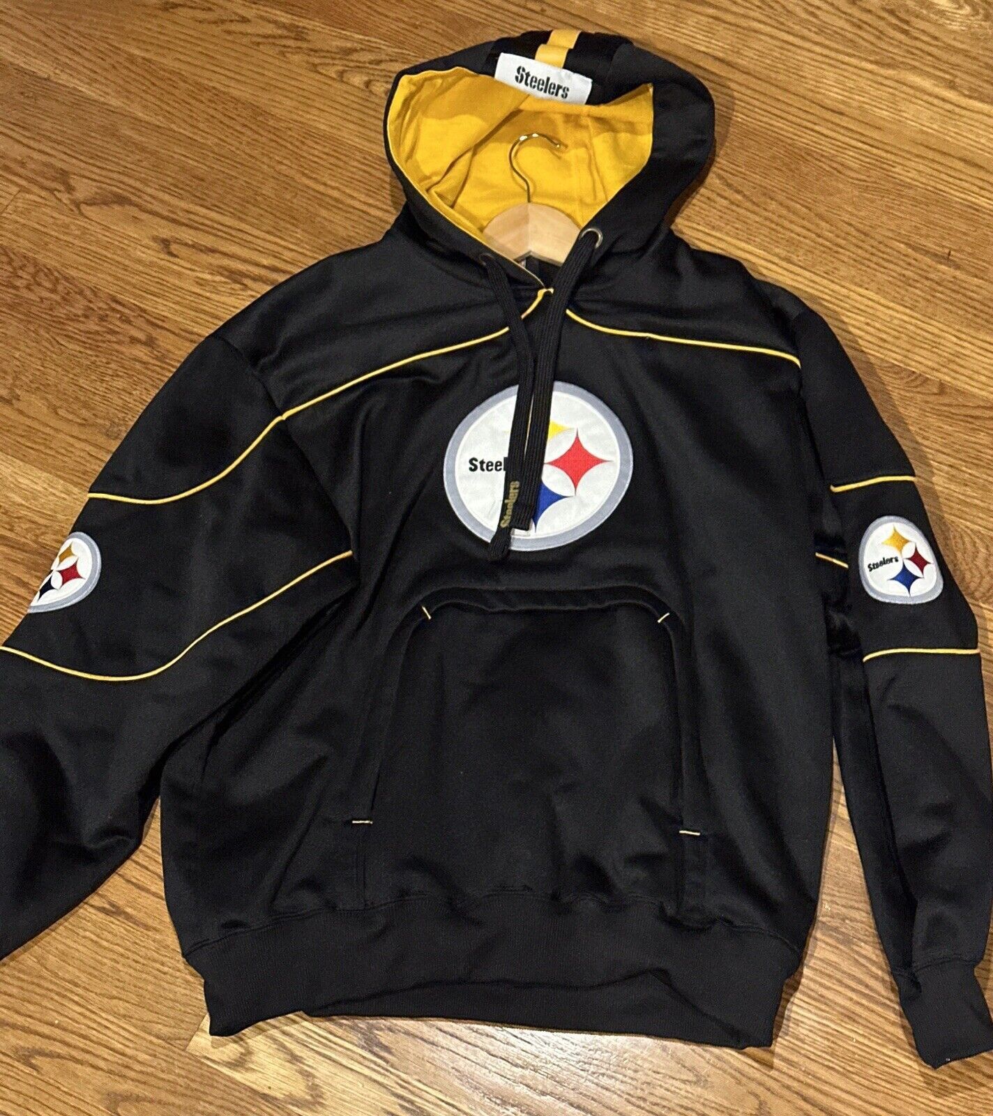 Pittsburgh Steelers - Vintage NFL Team Apparel Women's Medium Hoodie Sweatshirt