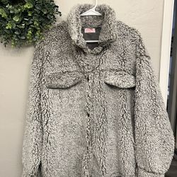 Pink Lily “A Warm Embrace Gray Sherpa Shacket” Size L/XL