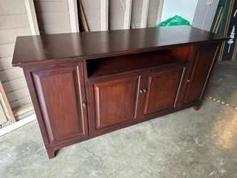 Entertainment stand
