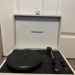 Record Player// Bluetooth Speaker