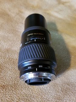 Minolta APO Tele zoom 100-300mm