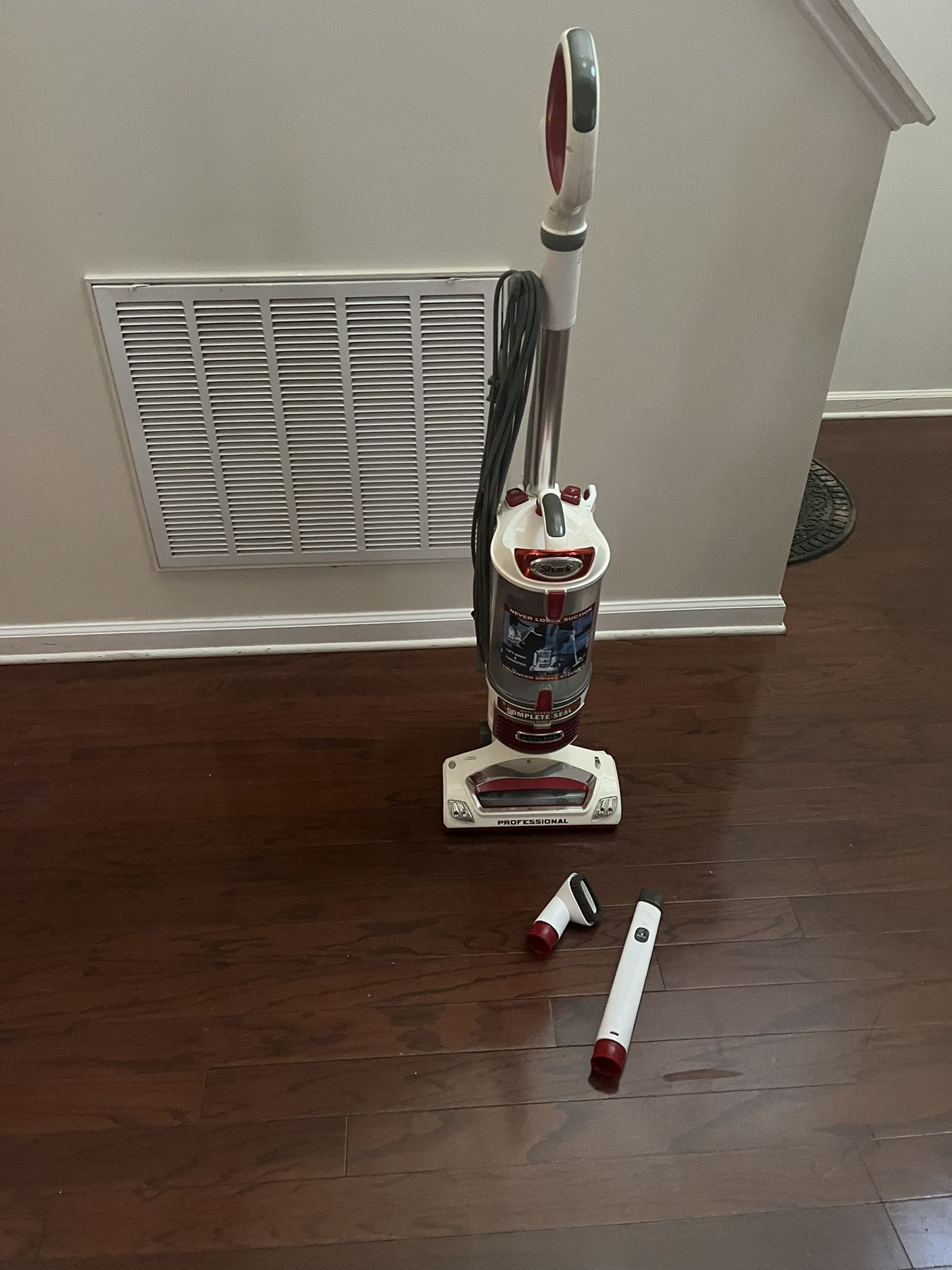 Shark Rotator LiftAway Professional Vacuum Cleaner 