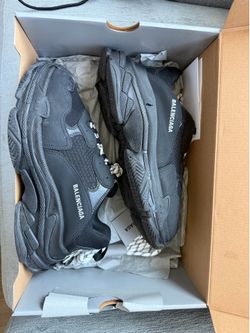 Balenciaga triple s