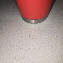 YETI  [Red]   New 