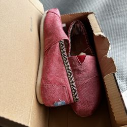 Tom’s Shoes