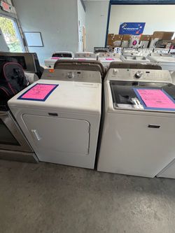 Maytag Washer and Dryer Set