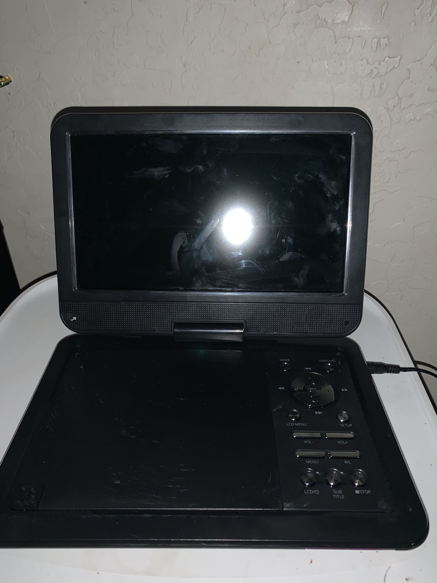 Yoton DVD Player For Car Rides 