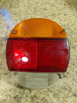 Volkswagen  Bettlle Right Tail Light