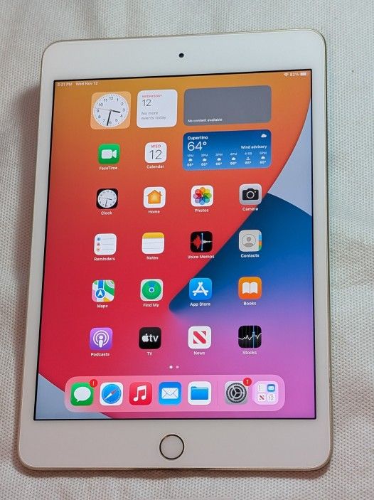 Great CONDITION APPLE iPad MINI 4 128GB iOS15