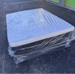 Queen mattress pillow top set with box spring (2pc - new)
