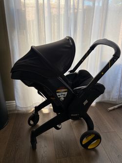 Doona Stroller "Midnight" Premium Collection (All-Black)