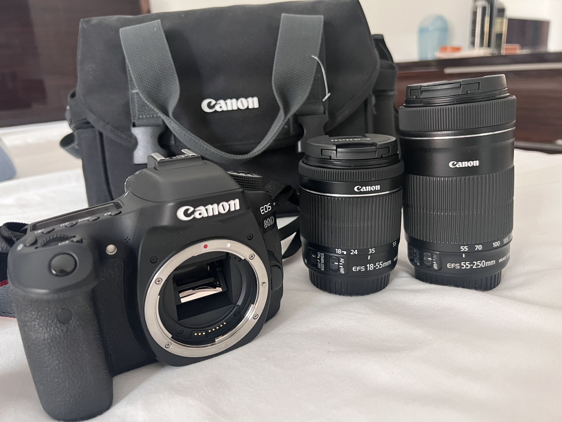 Canon 80D ESLR Camera